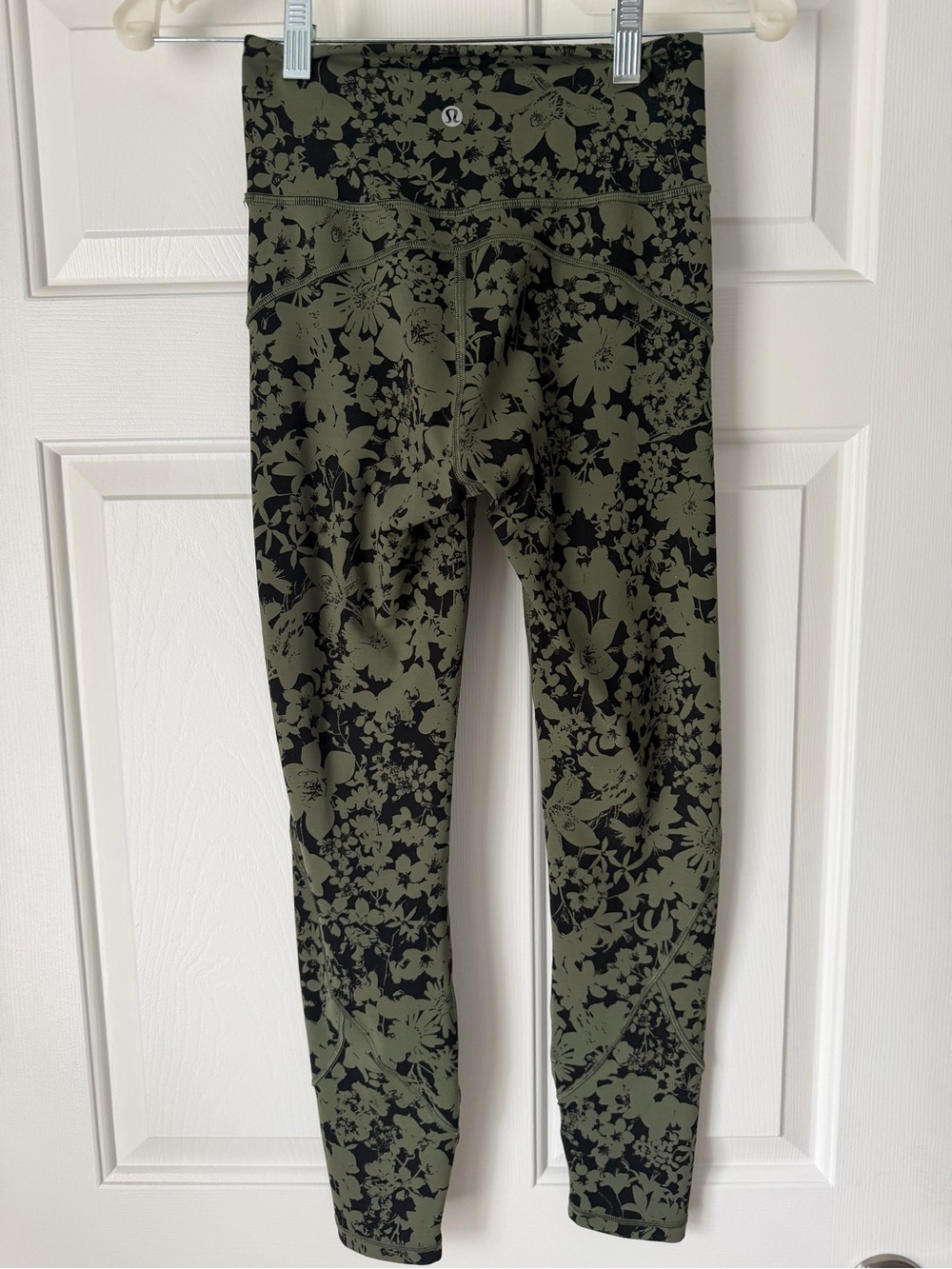 lululemon athletica Olive Green and Black Floral Women’s Leggings. Size 4. Worn